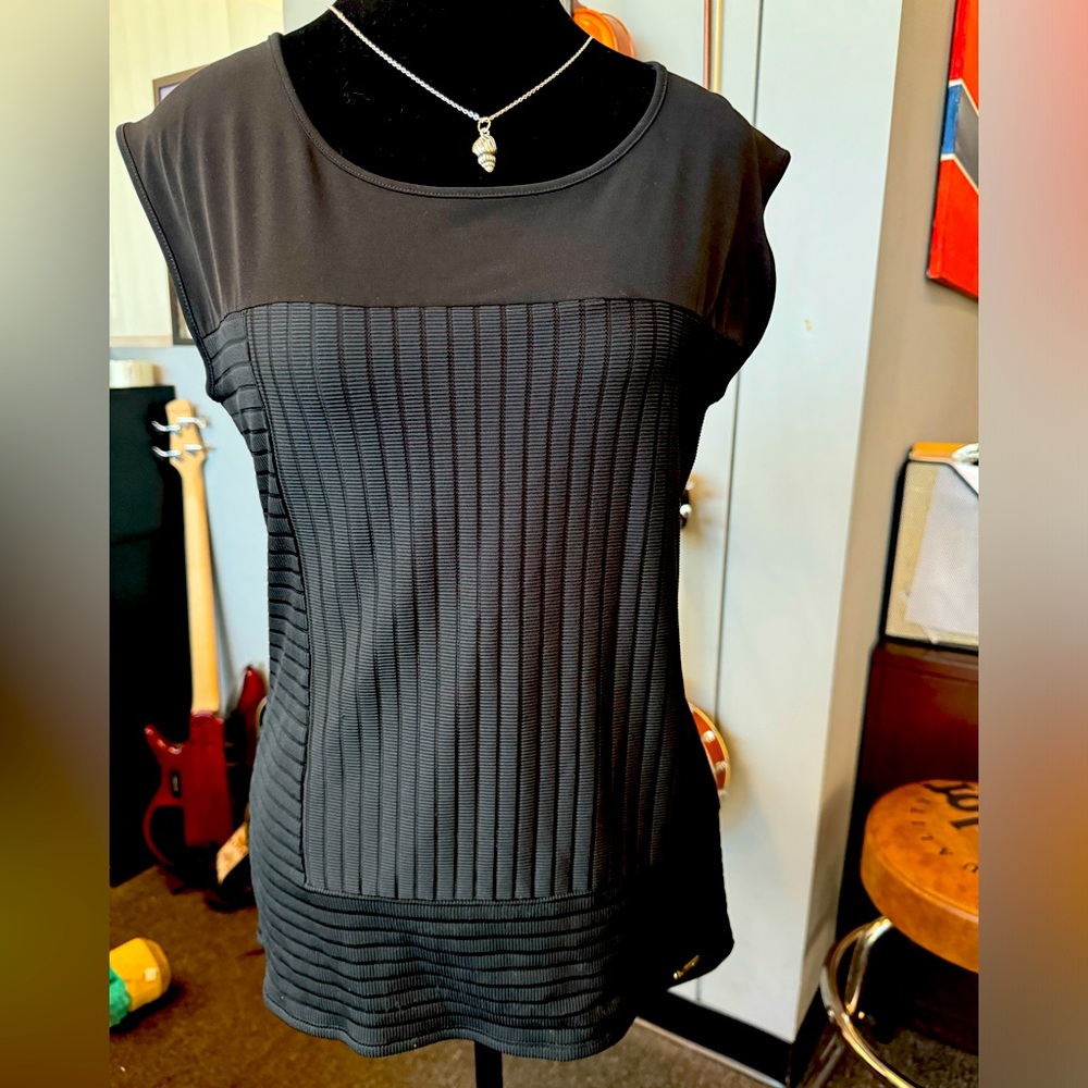 Calvin Klein Sleeveless Sweater Top